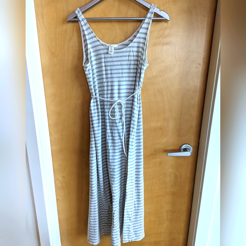 SOLD H&M Mama jersey maxi dress